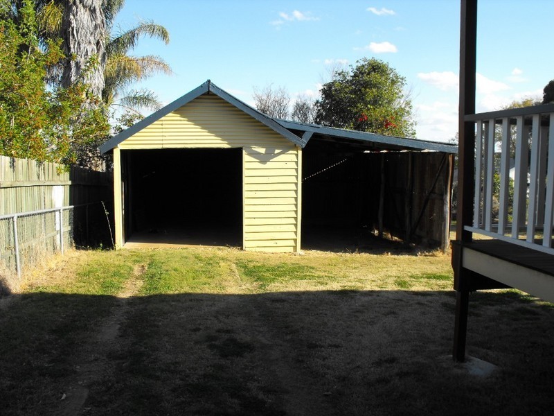 27 Fitzroy Street, Kingaroy QLD 4610