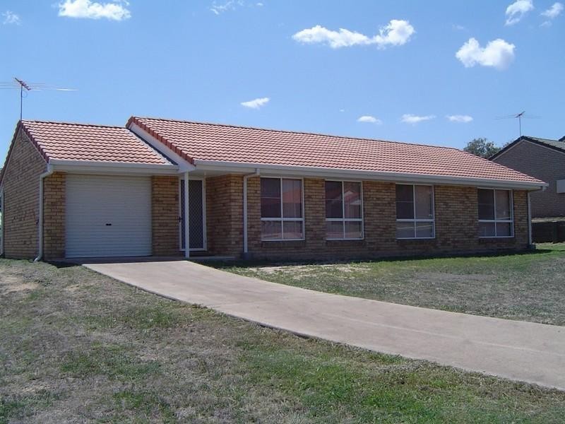 10 Banksia Drive, Kingaroy QLD 4610