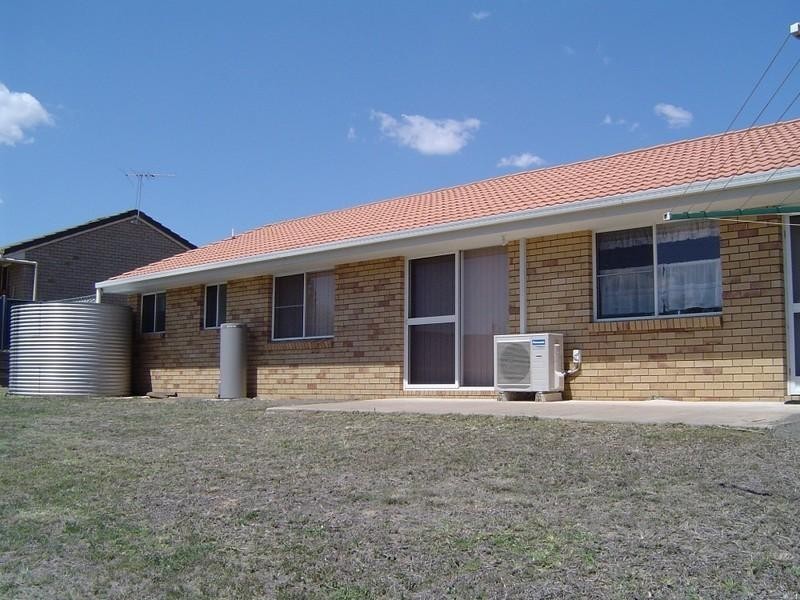 10 Banksia Drive, Kingaroy QLD 4610