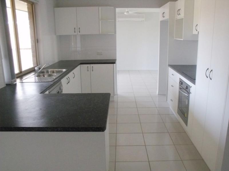 34 Banksia Drive, Kingaroy QLD 4610