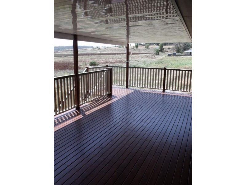 34 Banksia Drive, Kingaroy QLD 4610