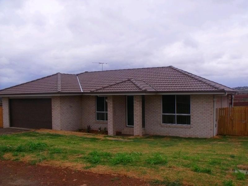 30 Banksia Drive, Kingaroy QLD 4610