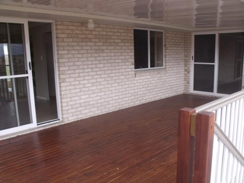 30 Banksia Drive, Kingaroy QLD 4610