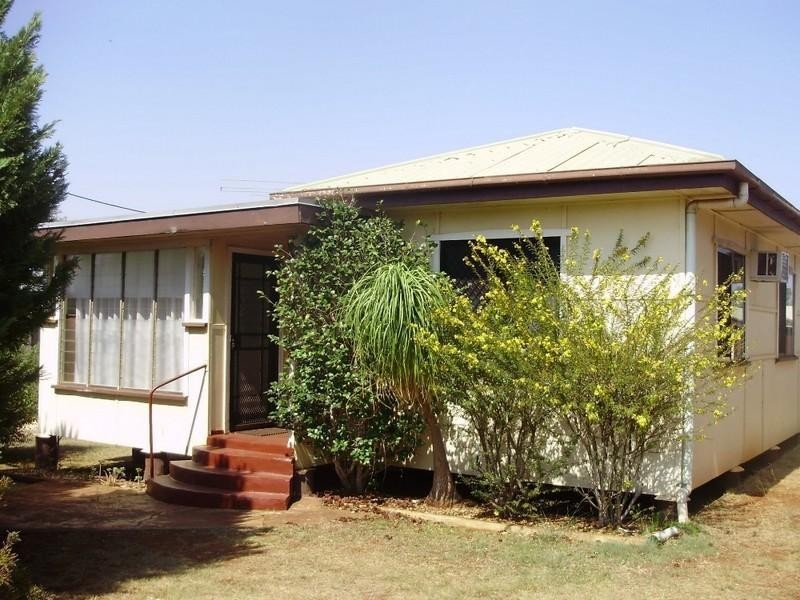 7 Tuite Street, Kingaroy QLD 4610