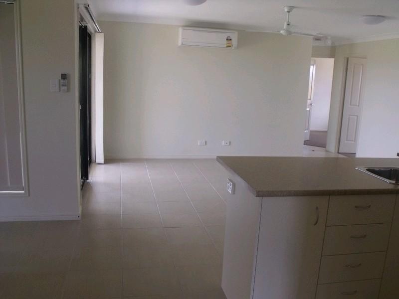 12 Parkside Drive, Kingaroy QLD 4610