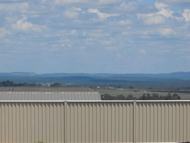 10 Allan Place, Kingaroy QLD 4610