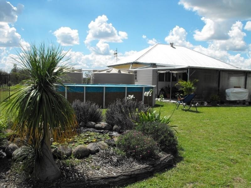 Ellesmere QLD 4610