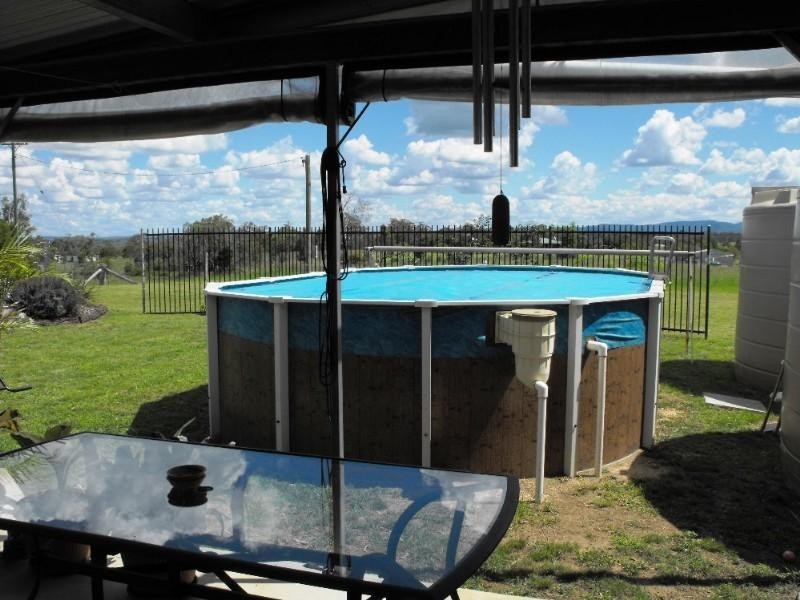Ellesmere QLD 4610