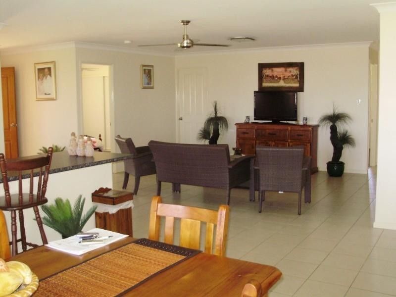 37 Macaulay Drive, Kingaroy QLD 4610