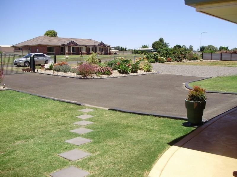 37 Macaulay Drive, Kingaroy QLD 4610