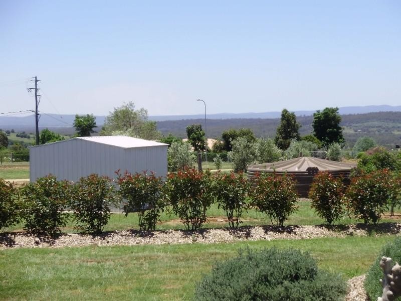 37 Macaulay Drive, Kingaroy QLD 4610