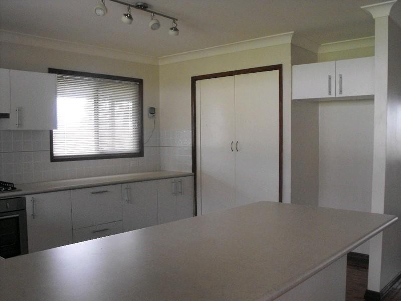Ellesmere QLD 4610