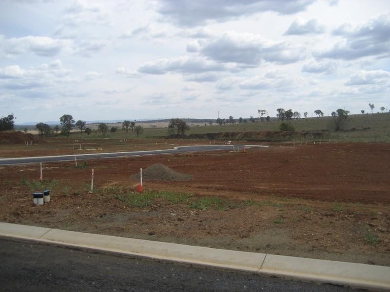 48 Buckingham Street, Kingaroy QLD 4610