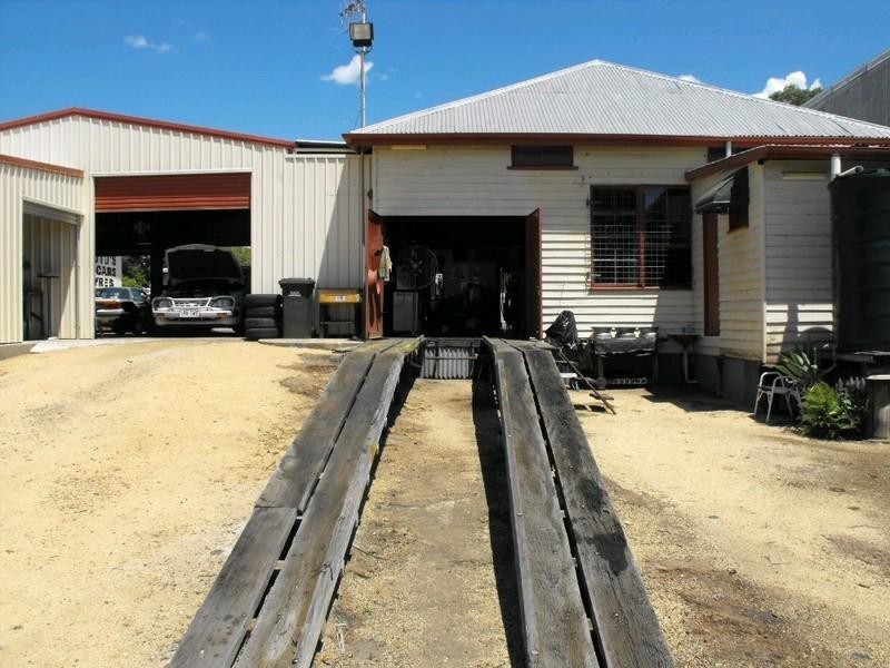 73 Halyard Court, Wondai QLD 4606