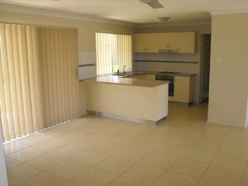 4 Evelyn Street, Kingaroy QLD 4610