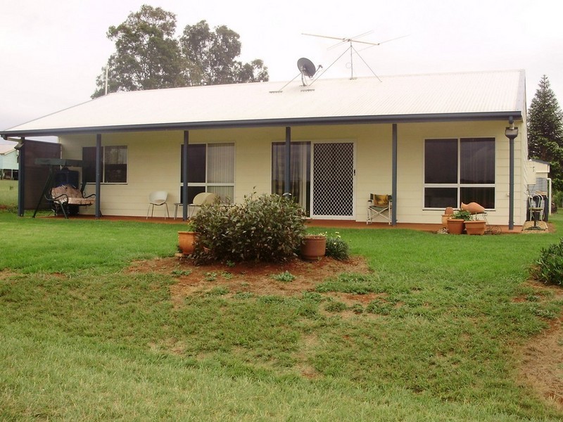 19 Kate Street, Wooroolin QLD 4608