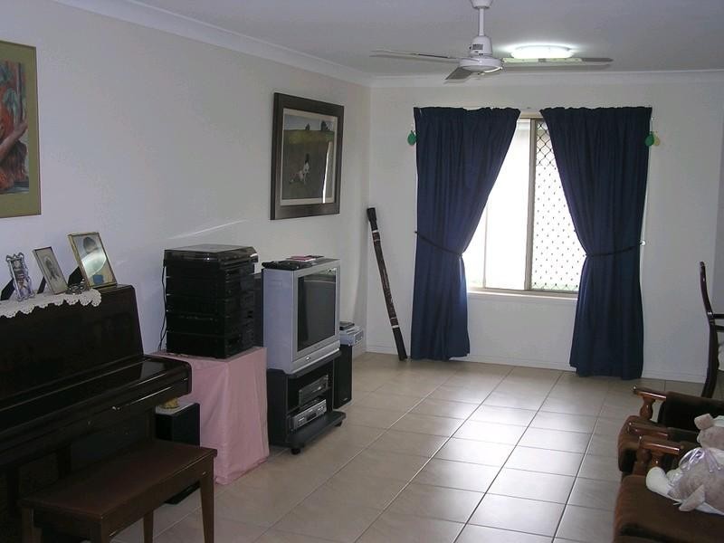 17 Bottlebrush Street, Kingaroy QLD 4610