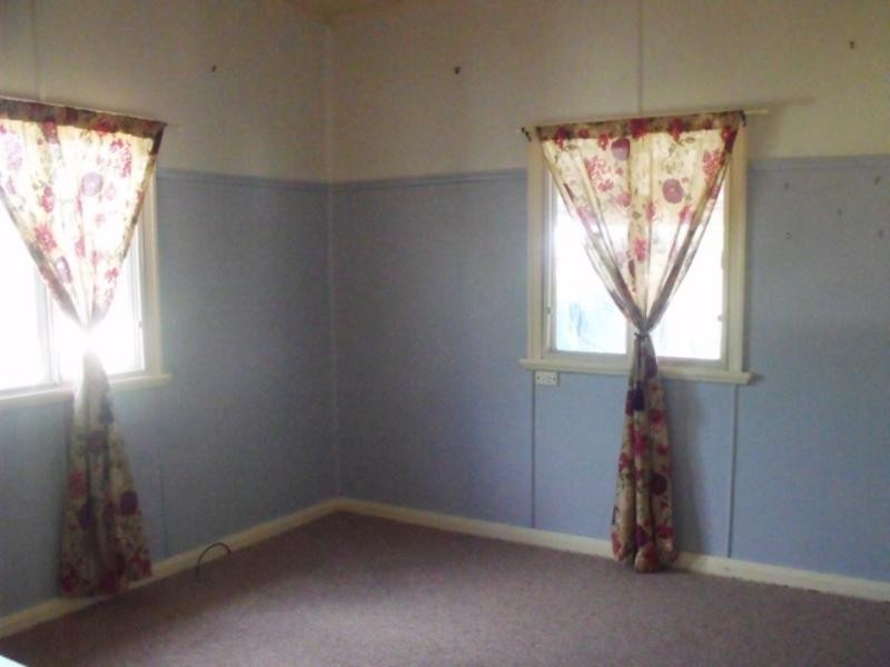 15 Fitzroy Street, Kingaroy QLD 4610