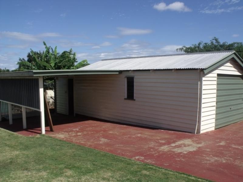 15 Fitzroy Street, Kingaroy QLD 4610