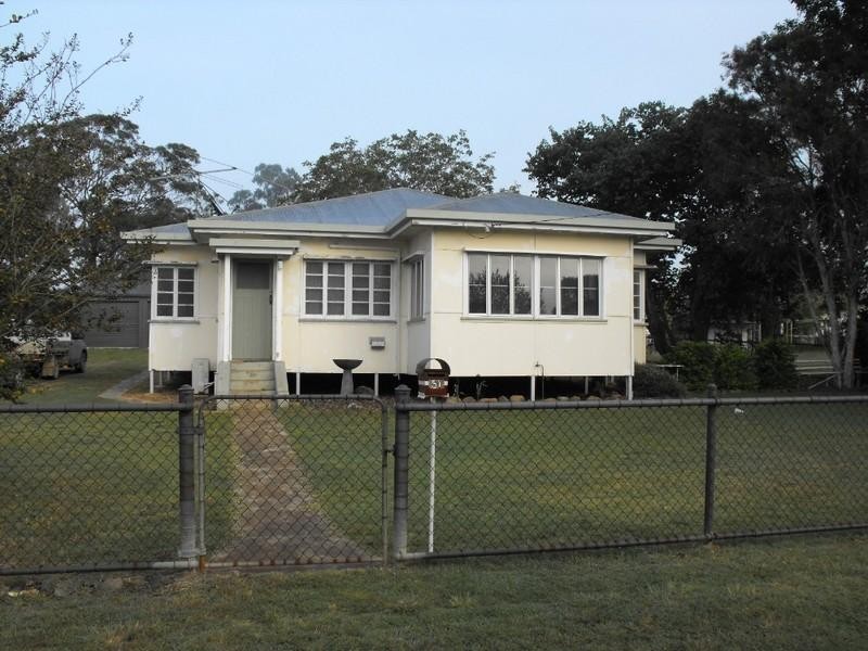 51 Chester Street, Nanango QLD 4615