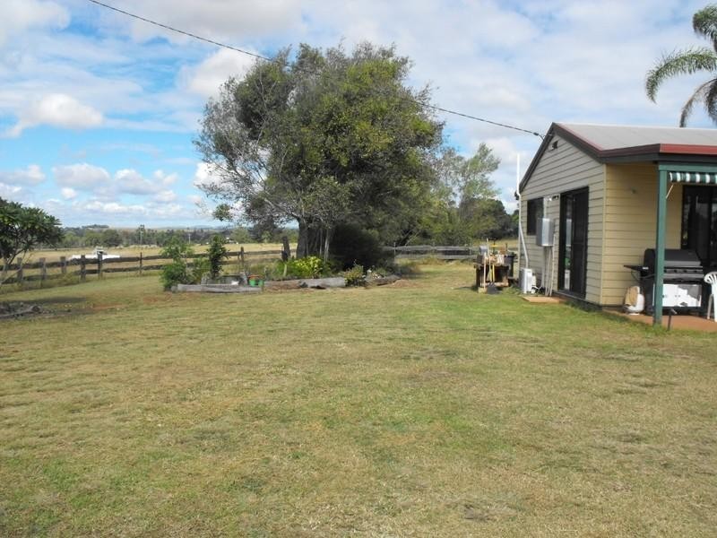 973 Benair Road, Wattle Grove QLD 4610