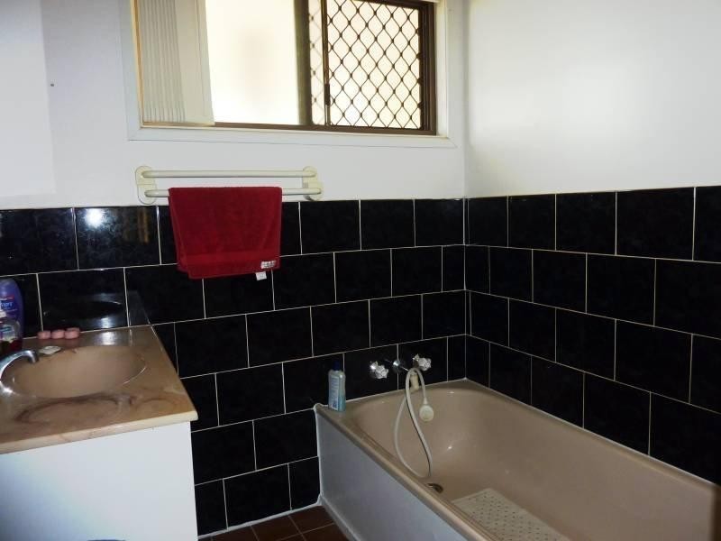 5 Clark Close, Kingaroy QLD 4610