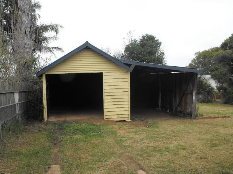 27 Fitzroy Street, Kingaroy QLD 4610