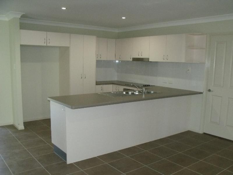 42 Banksia Drive, Kingaroy QLD 4610