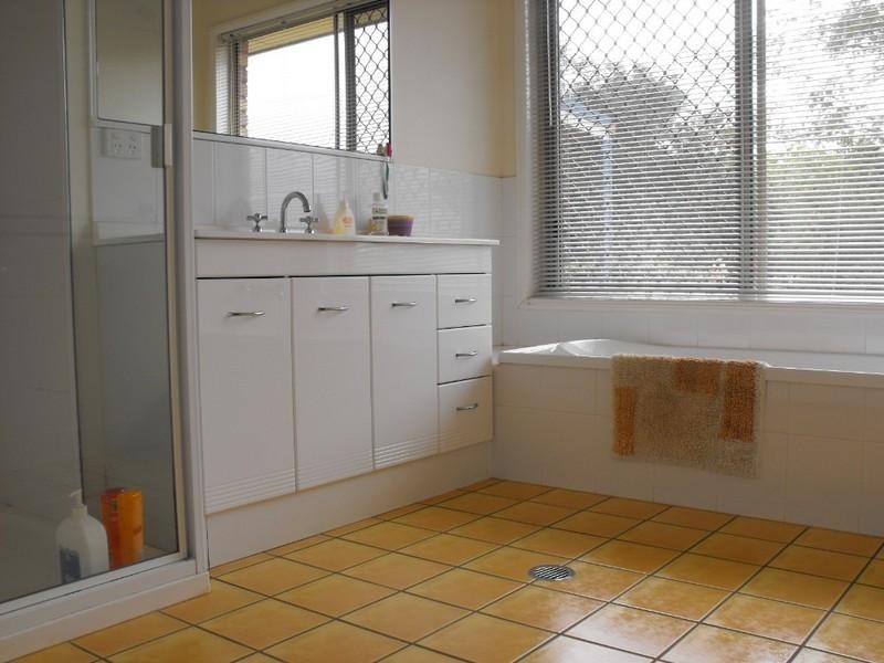 14 Couchmans Road, Kingaroy QLD 4610