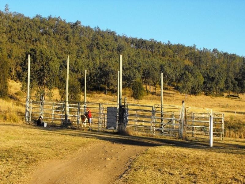 Brooklands QLD 4615