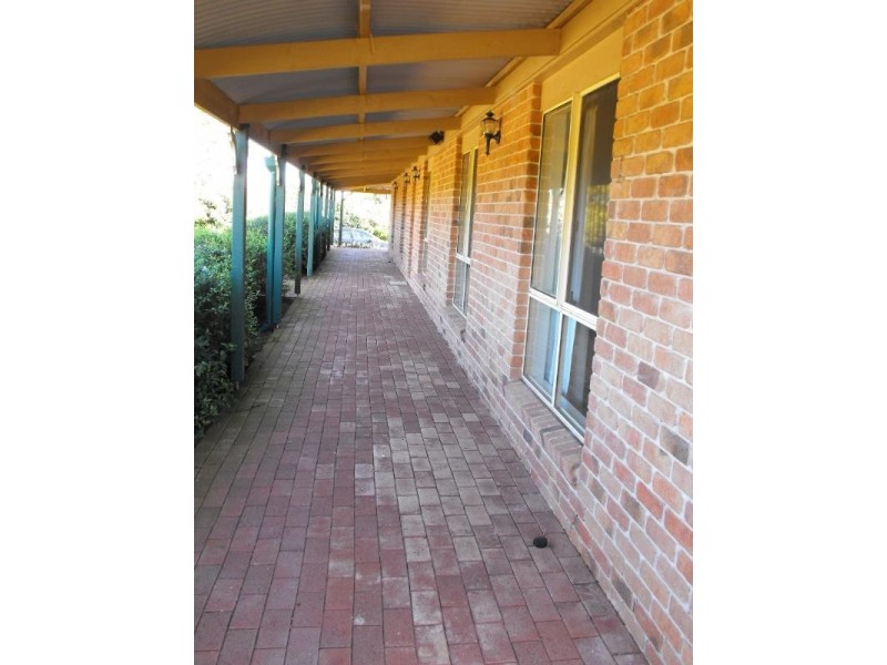 8 Macaulay Drive, Kingaroy QLD 4610