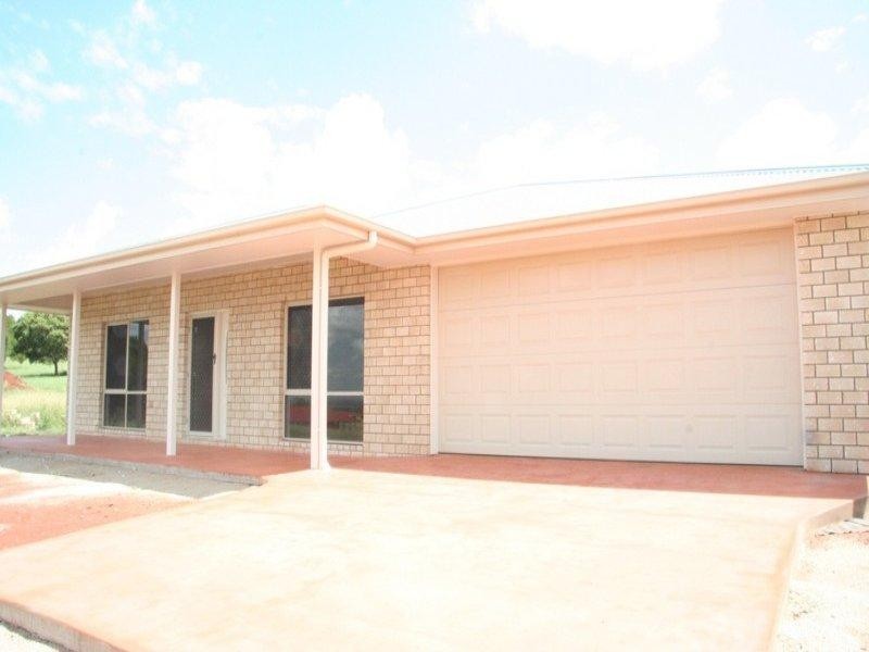 35 Sonaree Drive, Kingaroy QLD 4610