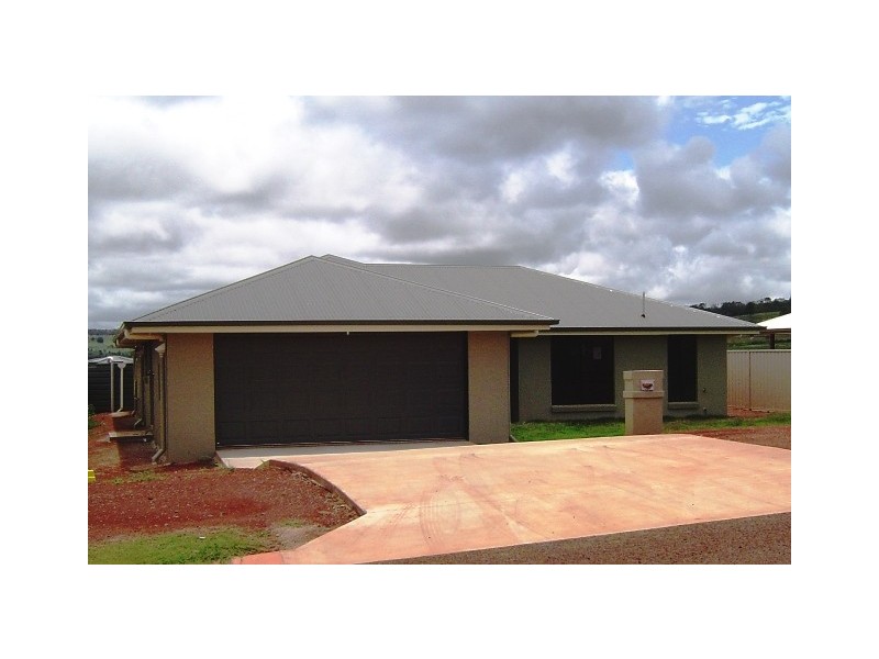 22 Poinciana Avenue, Kingaroy QLD 4610