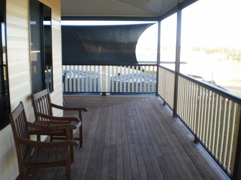 33 Sonaree Drive, Kingaroy QLD 4610