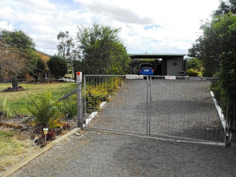 28 Hilltop Drive, Ellesmere QLD 4610