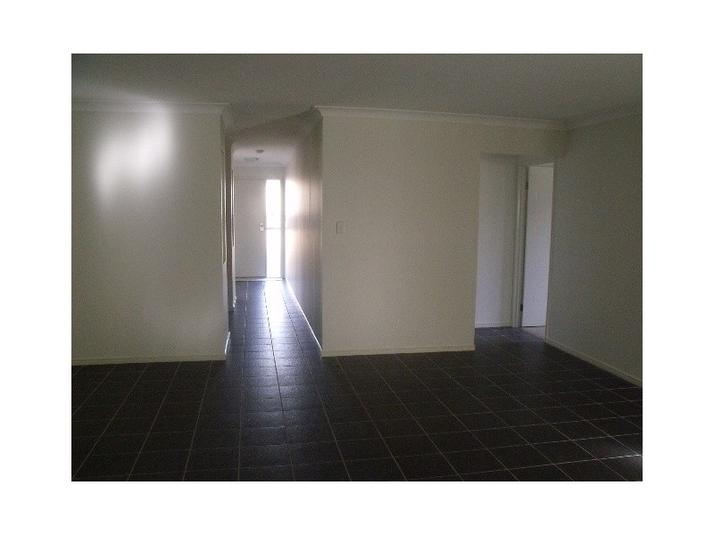 42 Buckingham Street, Kingaroy QLD 4610