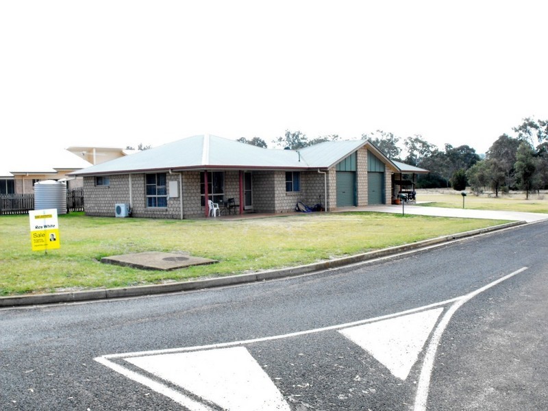 2 Kurtellen Crescent, Kingaroy QLD 4610