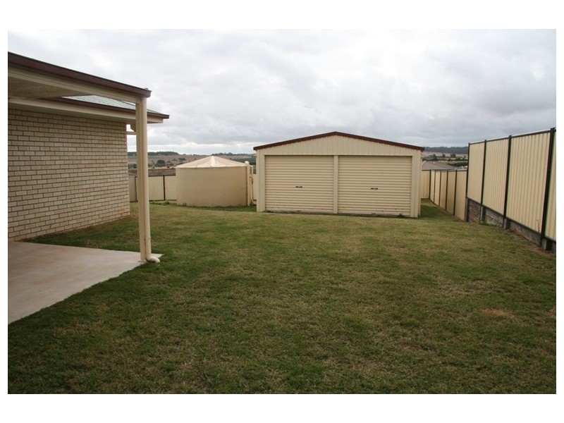 18 Poinciana Avenue, Kingaroy QLD 4610