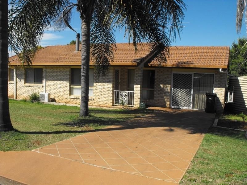 9 Nolan Drive, Kingaroy QLD 4610