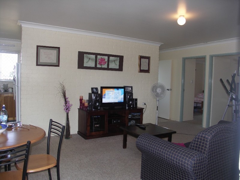 2/37 Pring Street, Wondai QLD 4606