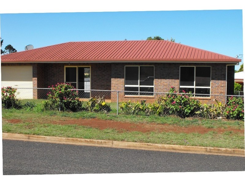 8 Campbell Street, Kingaroy QLD 4610