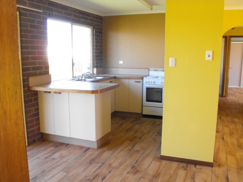 8 Campbell Street, Kingaroy QLD 4610