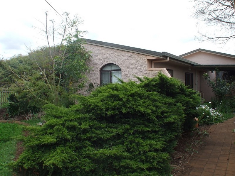 21 Windsor Circle, Kingaroy QLD 4610