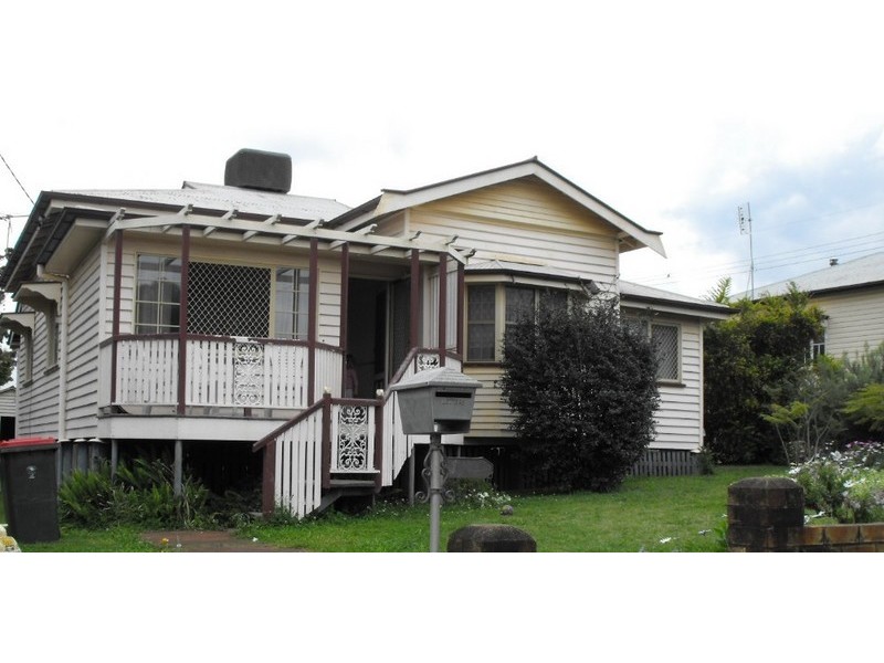 13 Moonya Street, Kingaroy QLD 4610