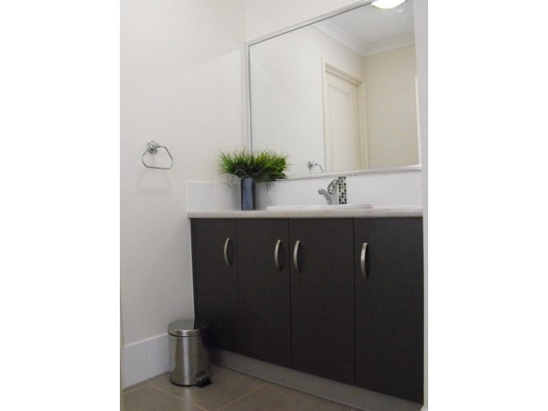 186 to 188 Premier Drive, Kingaroy QLD 4610