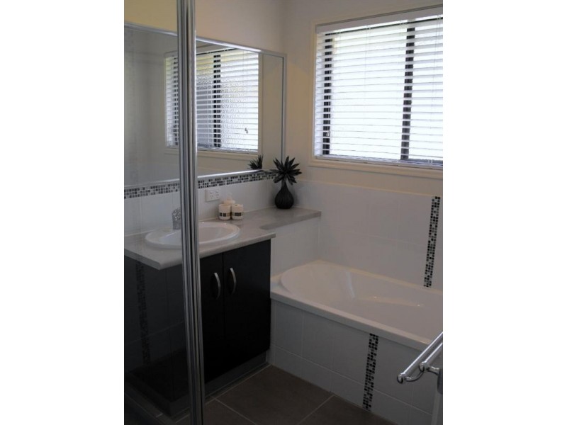 186 to 188 Premier Drive, Kingaroy QLD 4610