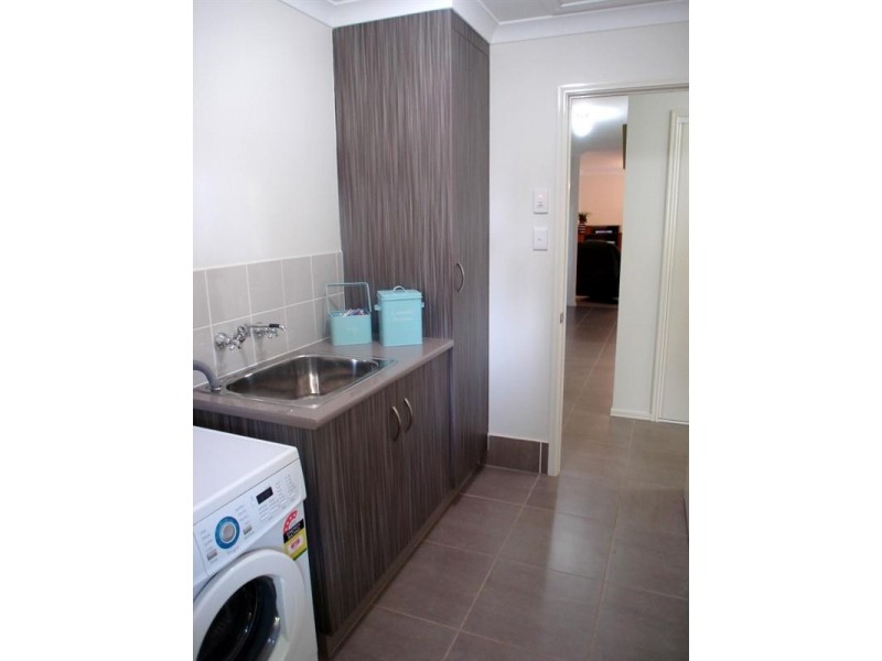 186 to 188 Premier Drive, Kingaroy QLD 4610