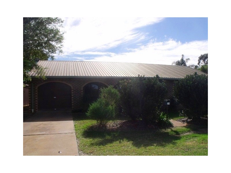 14 Buckingham Street, Kingaroy QLD 4610