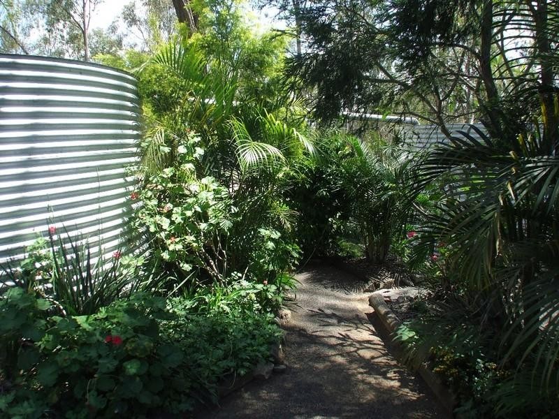 8 Farr Court, Nanango QLD 4615