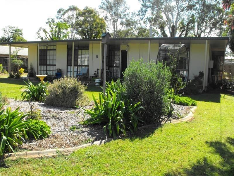 33 Burnett Street, Kingaroy QLD 4610